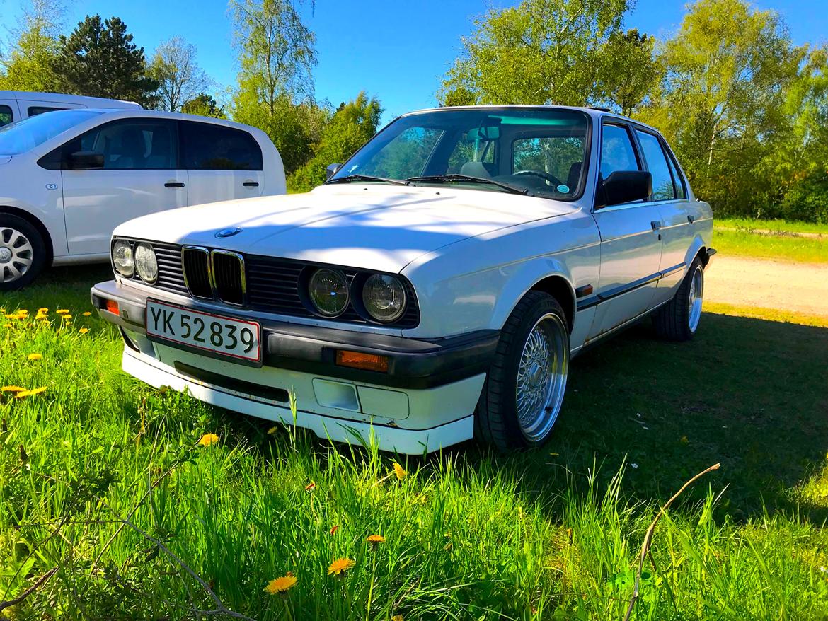 BMW E30 billede 12