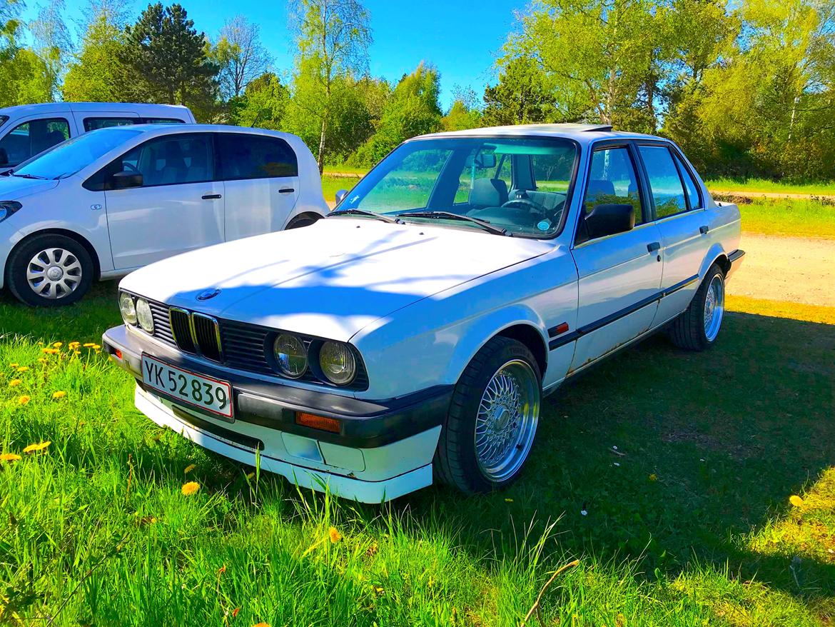 BMW E30 billede 13