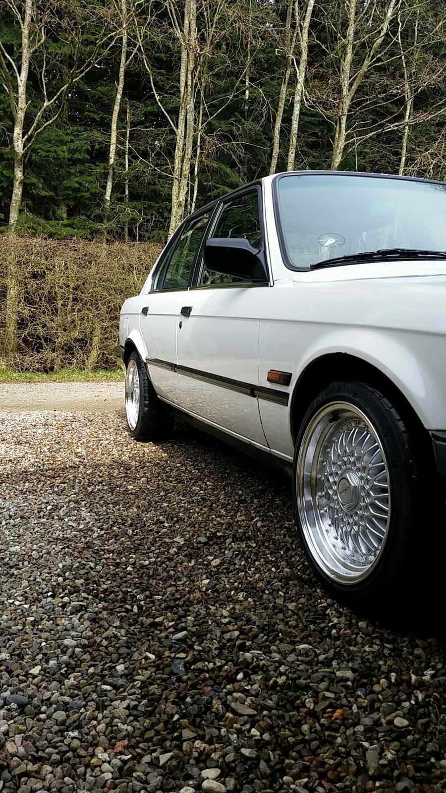 BMW E30 billede 7