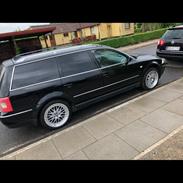 VW Passat 3BG