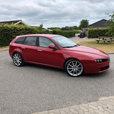 Alfa Romeo 159 2.4 JTDM Sportwagon 