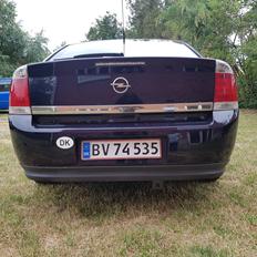 Opel Vectra 2,2