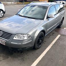 VW Passat Variant TDI ( TIdl Bil )