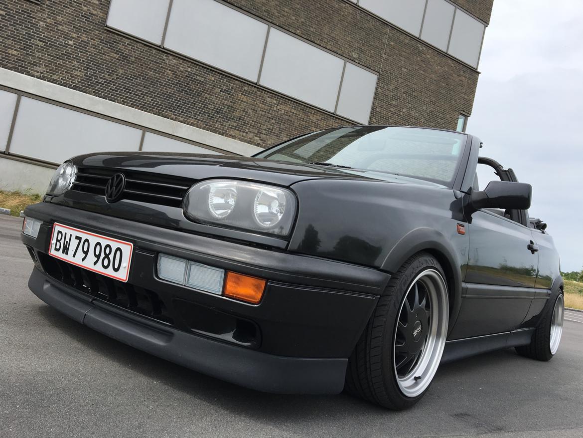 VW Golf 3 GTI Cabriolet Avantgarde "SOLGT" billede 1