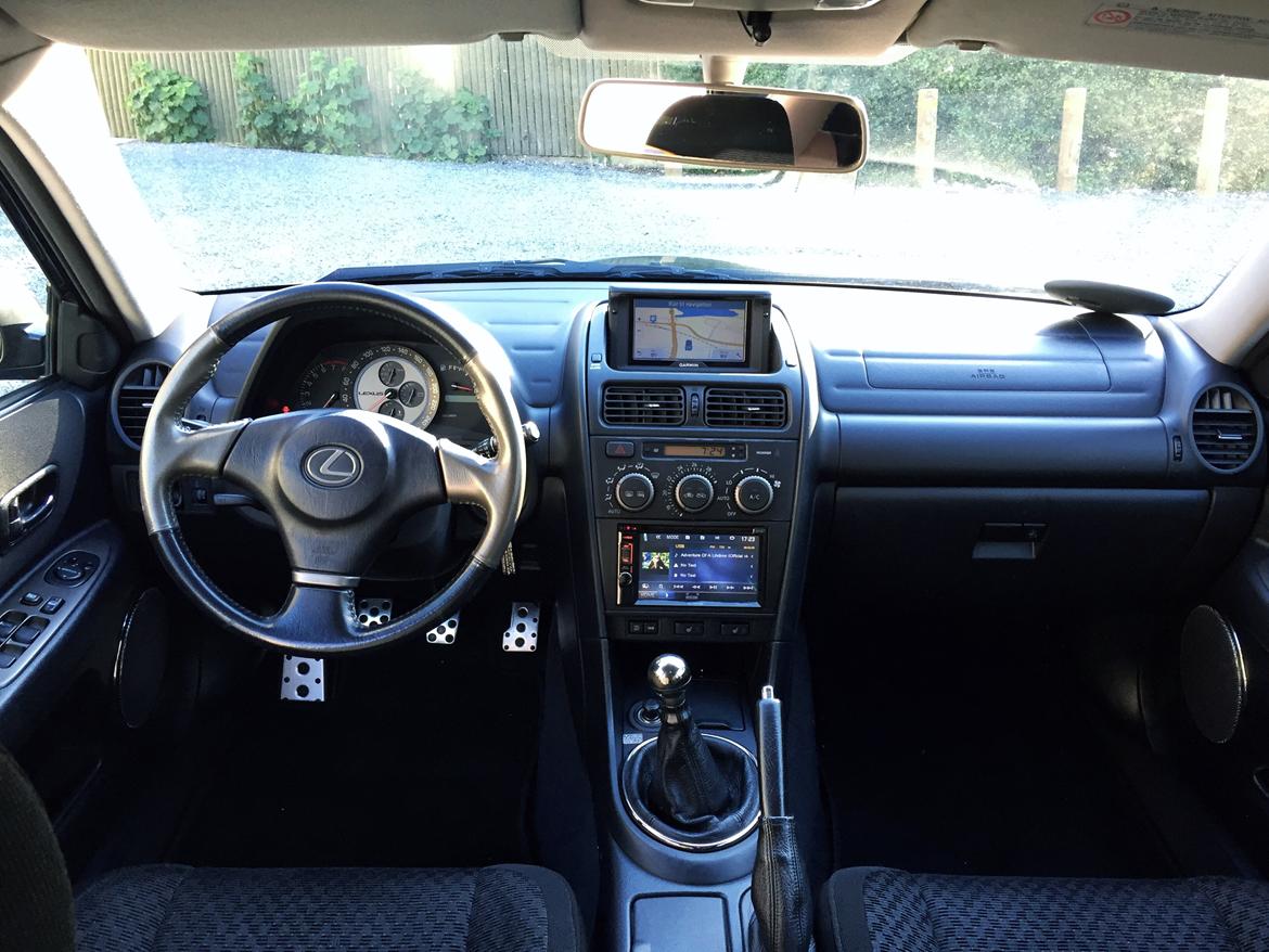 Lexus IS200 Sport billede 7