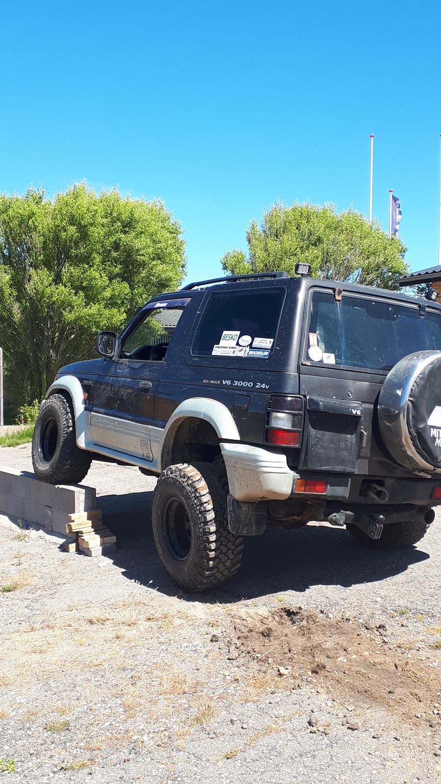 Mitsubishi Pajero V6 24v (solgt 1/3-25) billede 13