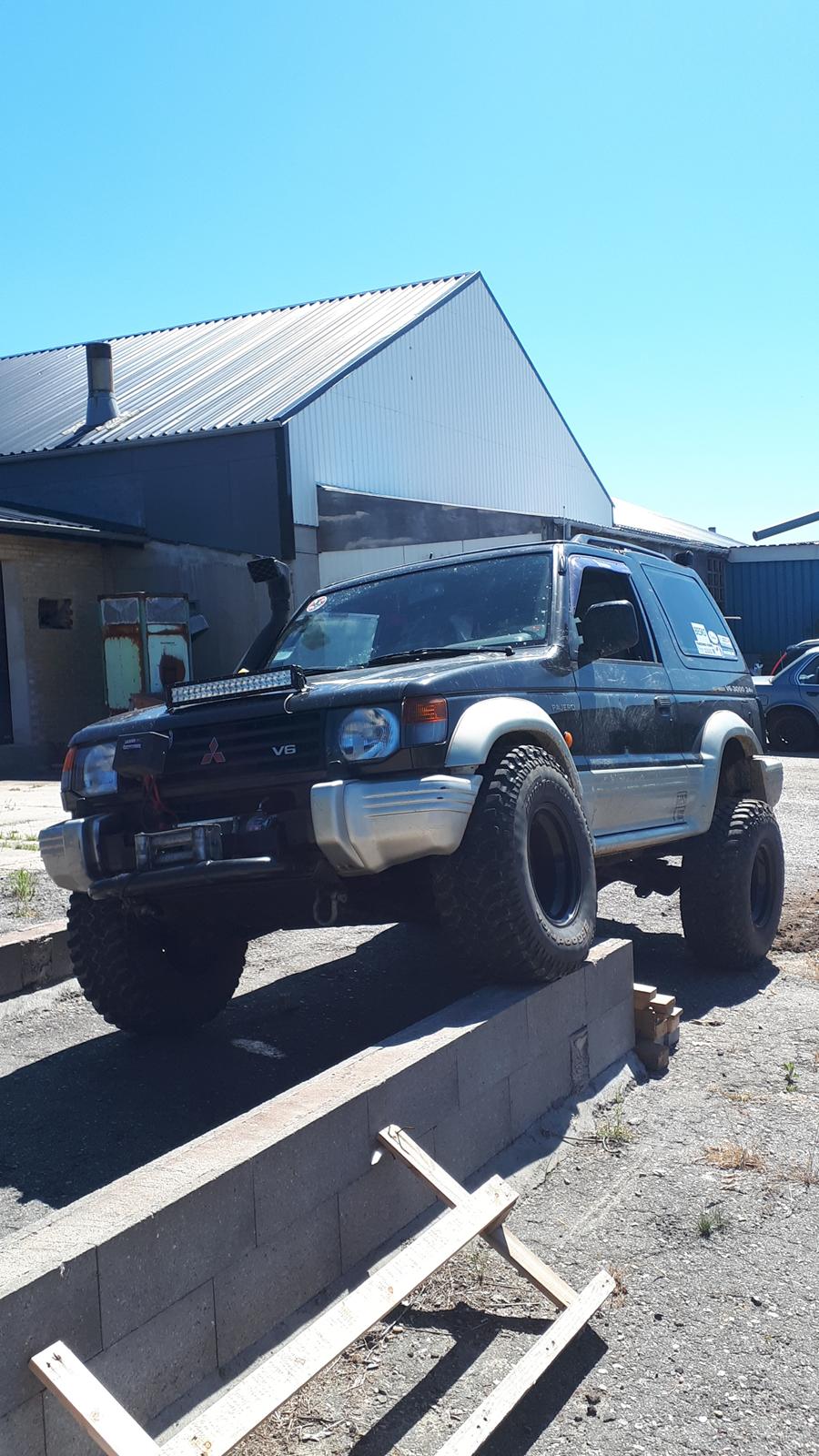 Mitsubishi Pajero V6 24v  billede 3