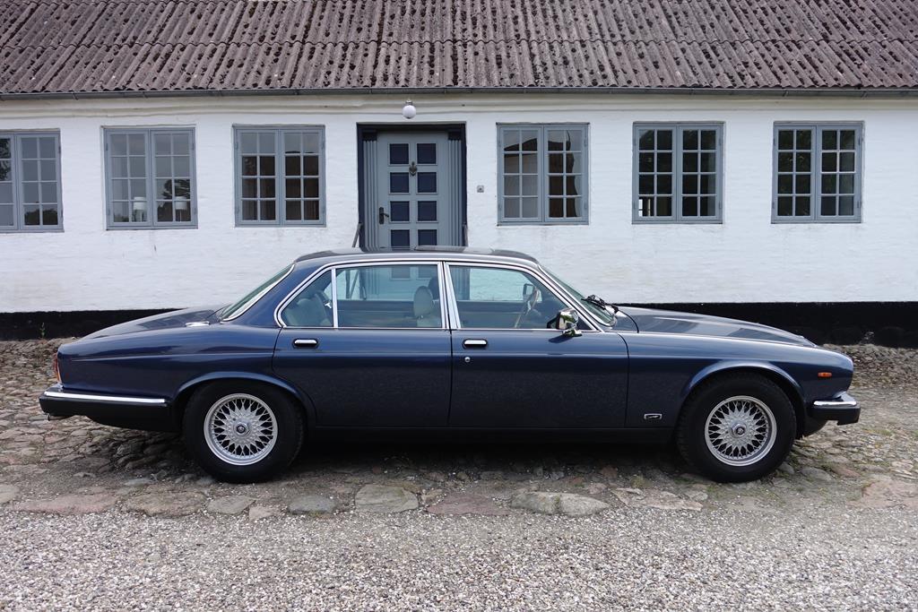 Jaguar XJ12 Sovereign billede 1