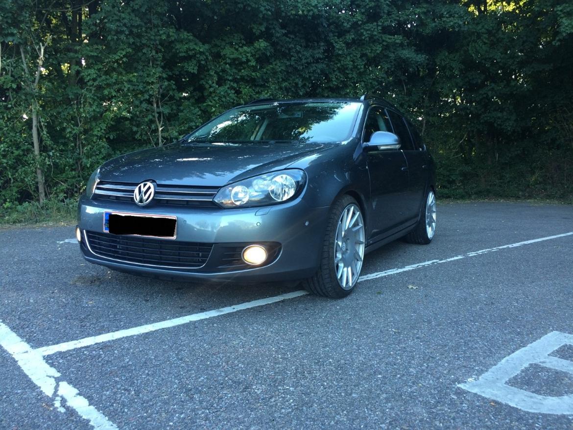 VW Golf VI 1.6 TDI Highline billede 1