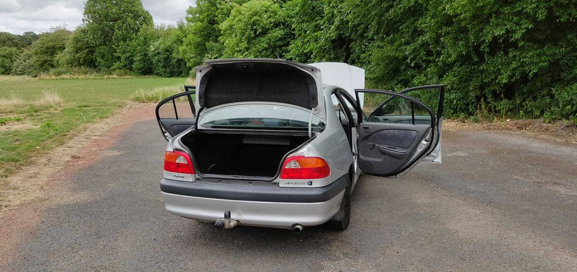 Toyota Avensis 1,8 Terra  billede 6