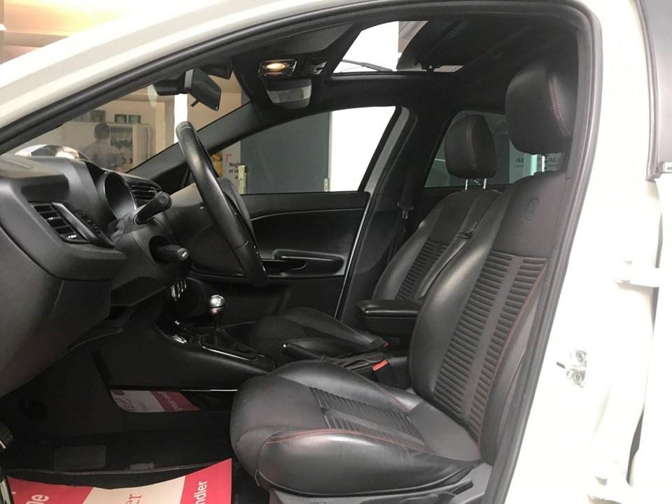 Alfa Romeo Giulietta Quadrifoglio billede 8