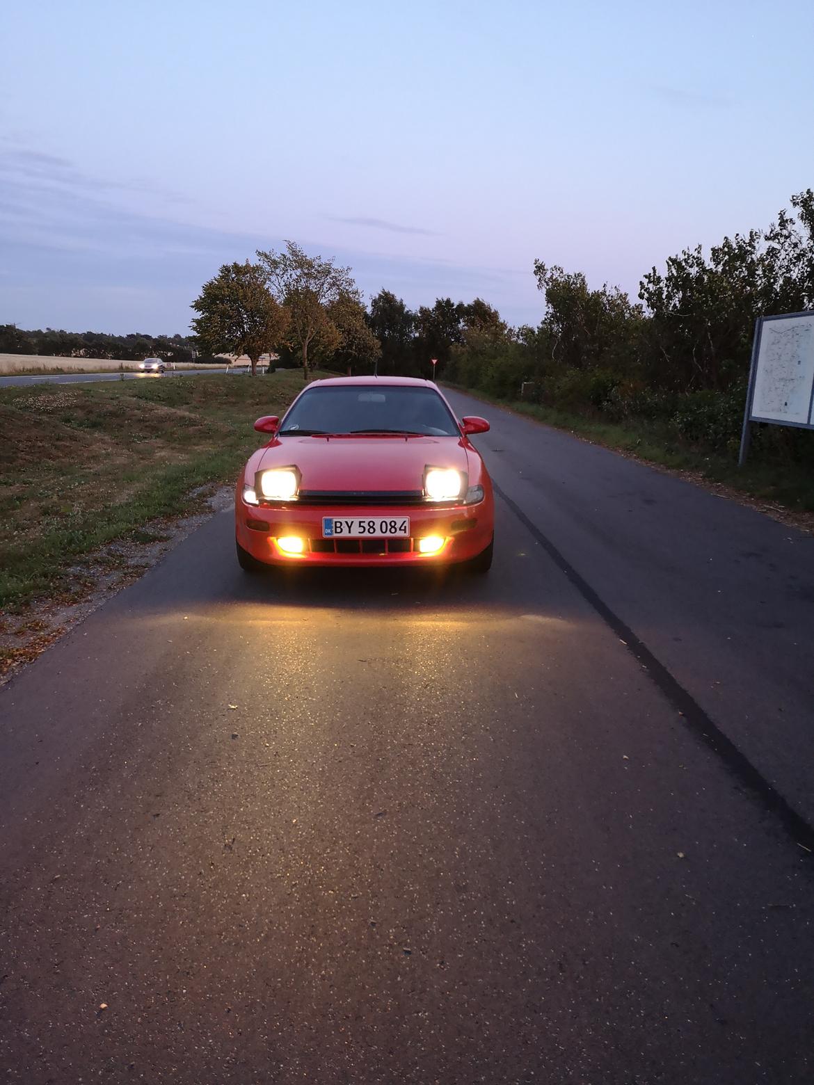 Toyota Celica AT 180 billede 2