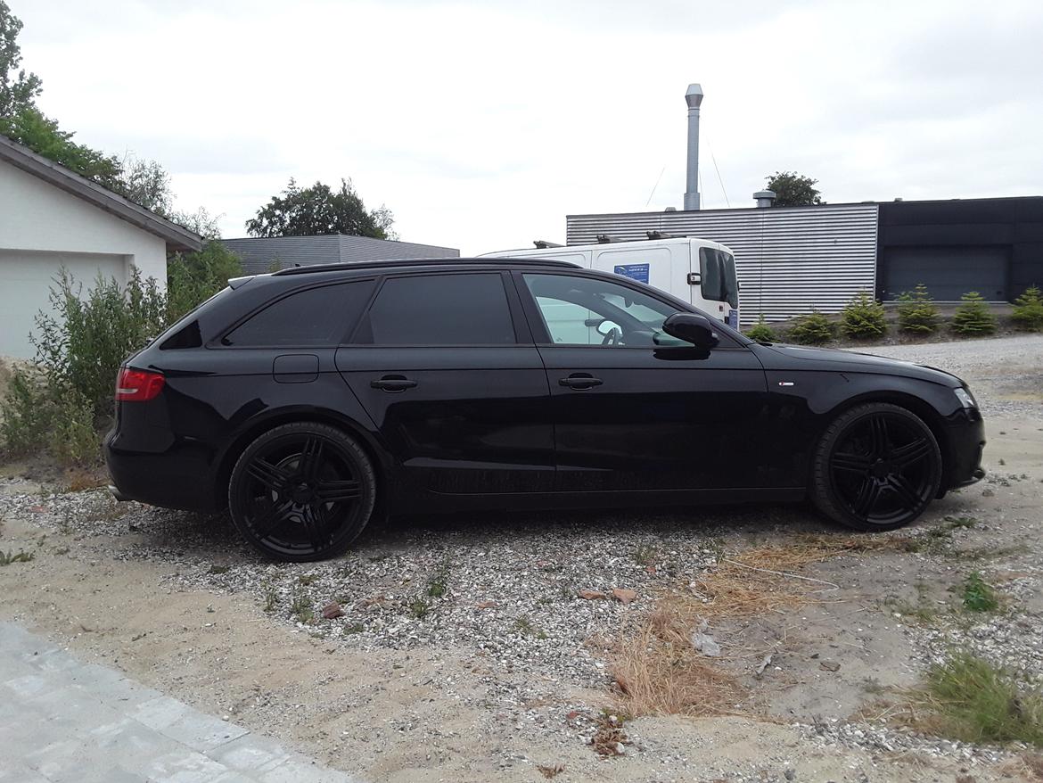 Audi A4 2,0 TFSI s-line quattro Avant b8 billede 2