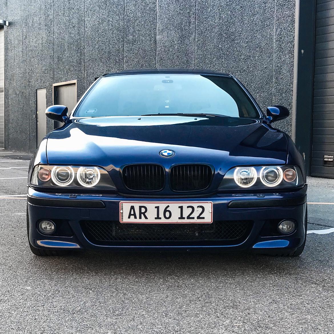 BMW E39 - 540i - V8 billede 1