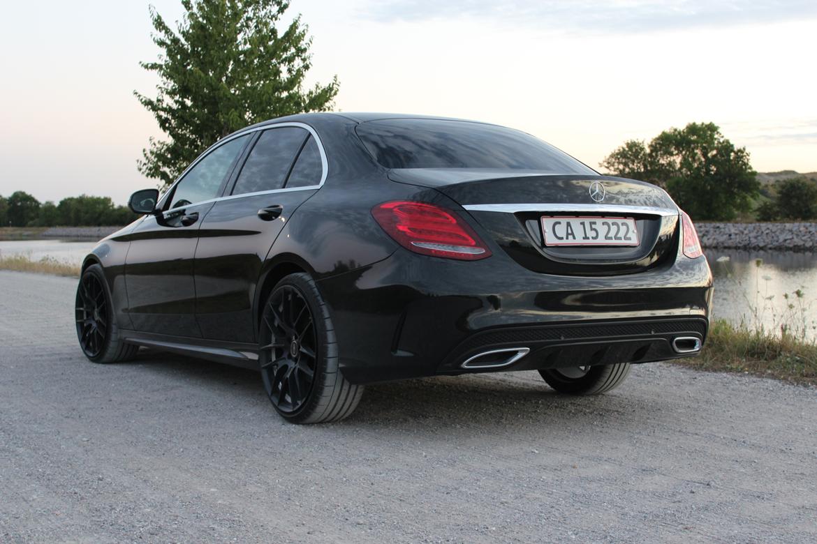Mercedes Benz C220D Amg billede 3
