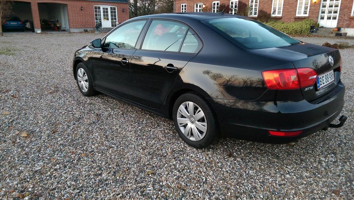 VW Jetta TDI Bluemotion billede 3
