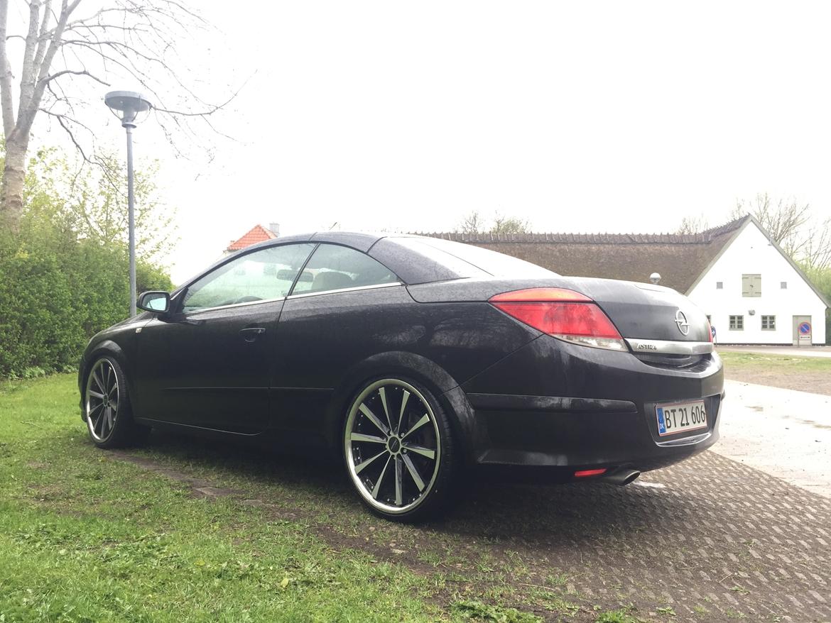 Opel Astra TwinTop billede 1
