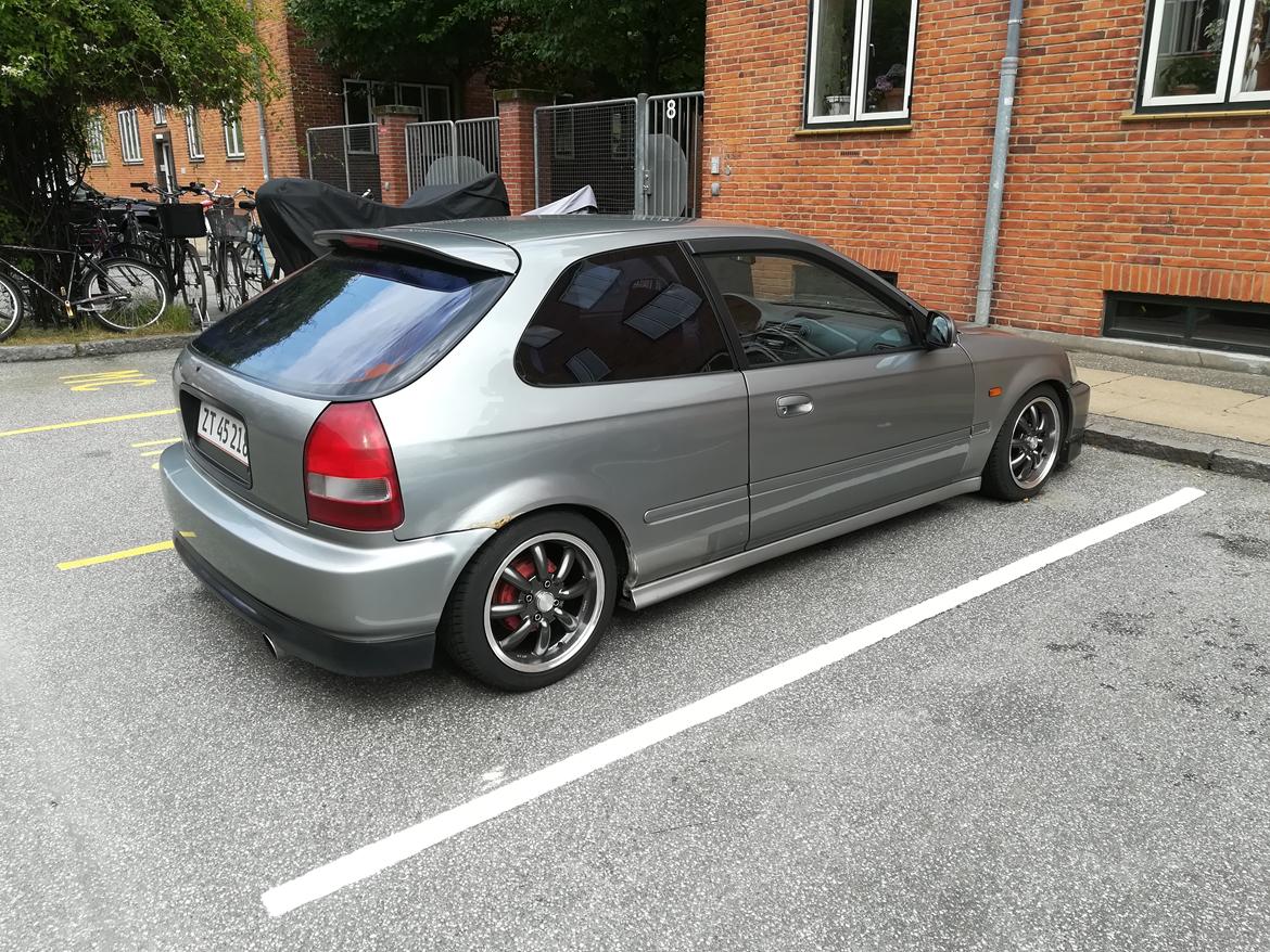 Honda Civic  billede 1