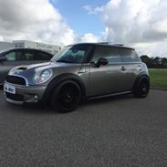 Mini "Cooper" One D