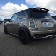 Mini "Cooper" One D