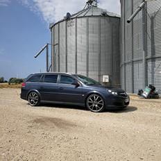 Opel Vectra C 1,8 140 Wagon Elegance 