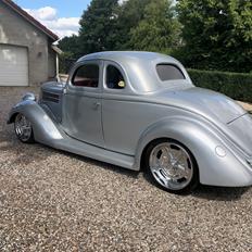 Amerikaner ford 5 Windows  Coupe  (street rod) ( SOLGT ) 