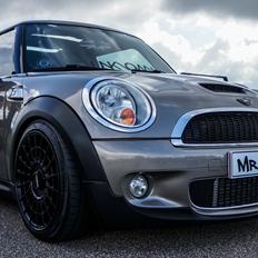 Mini "Cooper" One D