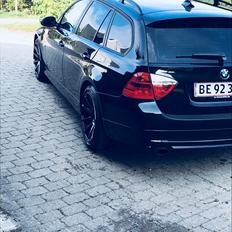BMW 320D e91