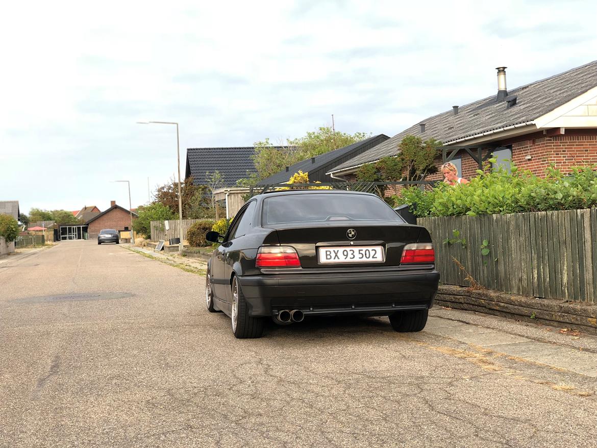 BMW E36 323i coupé billede 4