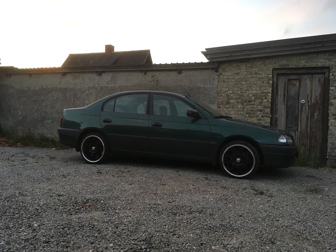 Toyota Avensis t22 billede 5