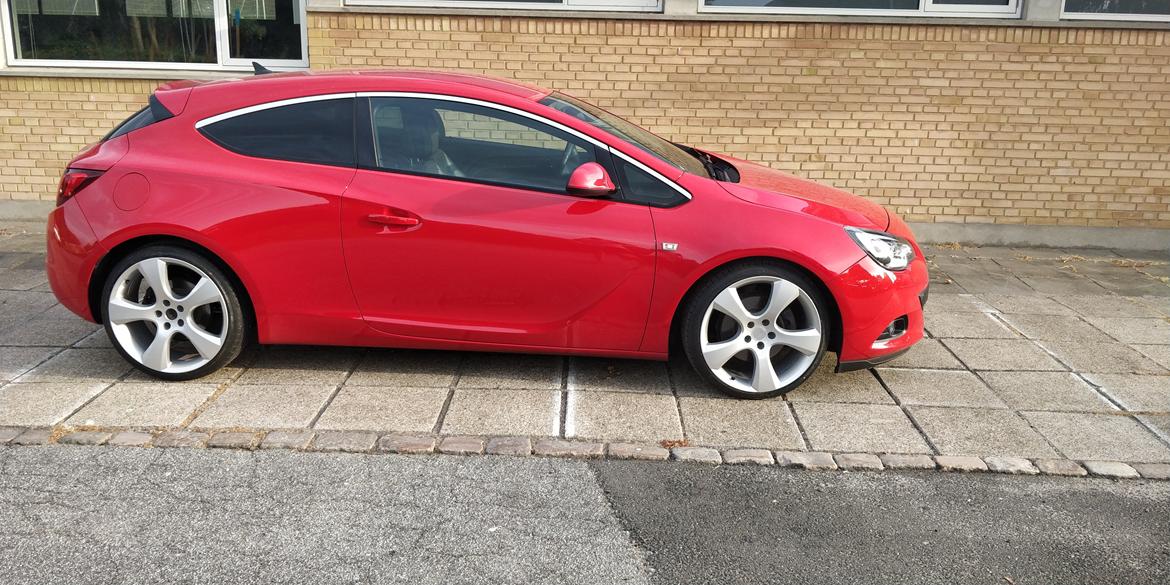 Opel Astra j gtc 2.0 CDTI - solgt billede 5