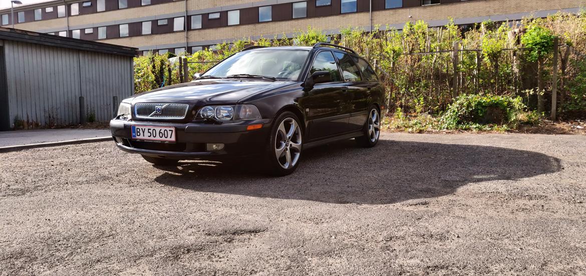 Volvo V40 1.8 jubilæum "Solgt" billede 1