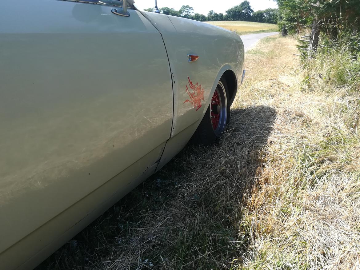 Opel Rekord c hugget op billede 3