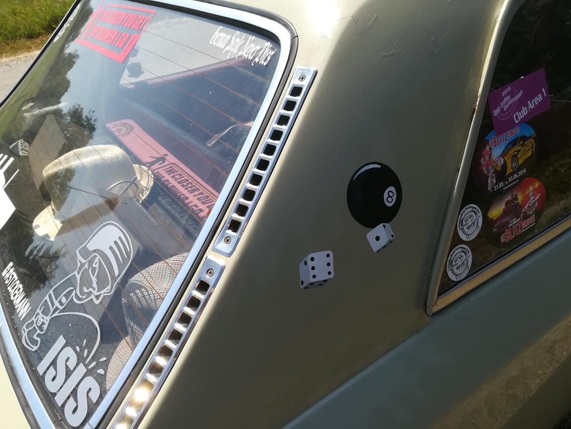 Opel Rekord c hugget op billede 10