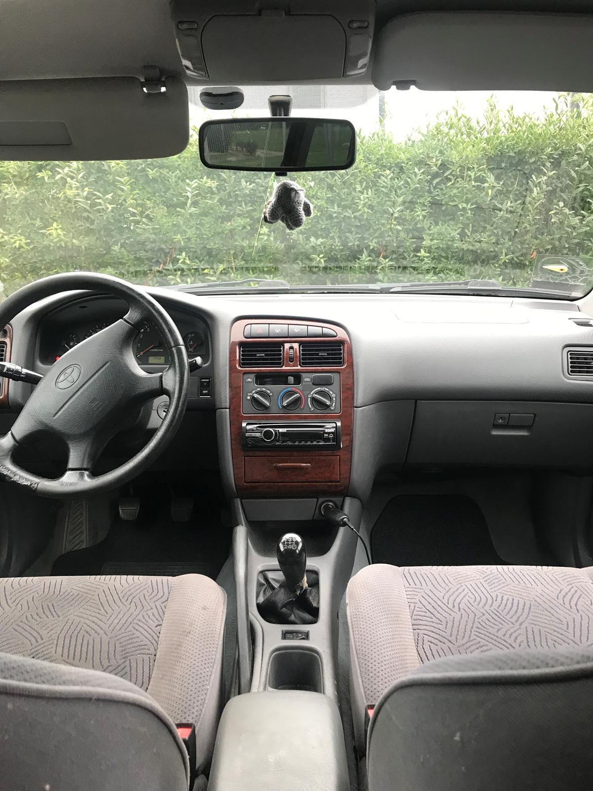 Toyota Avensis t22 billede 3