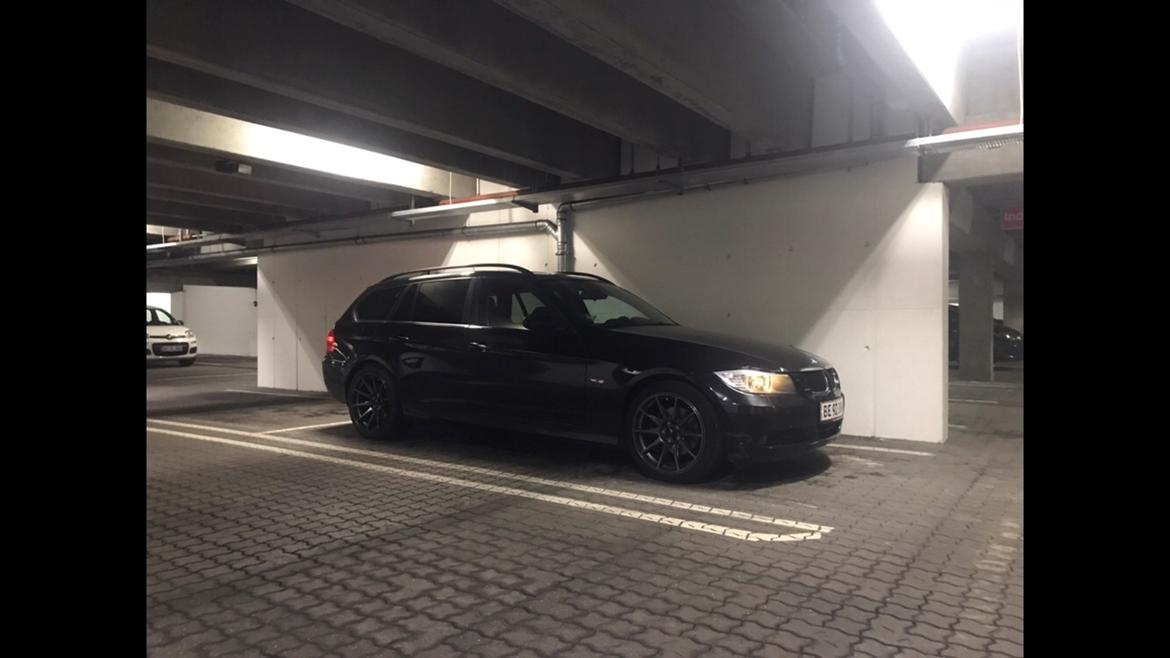 BMW 320D e91 billede 8