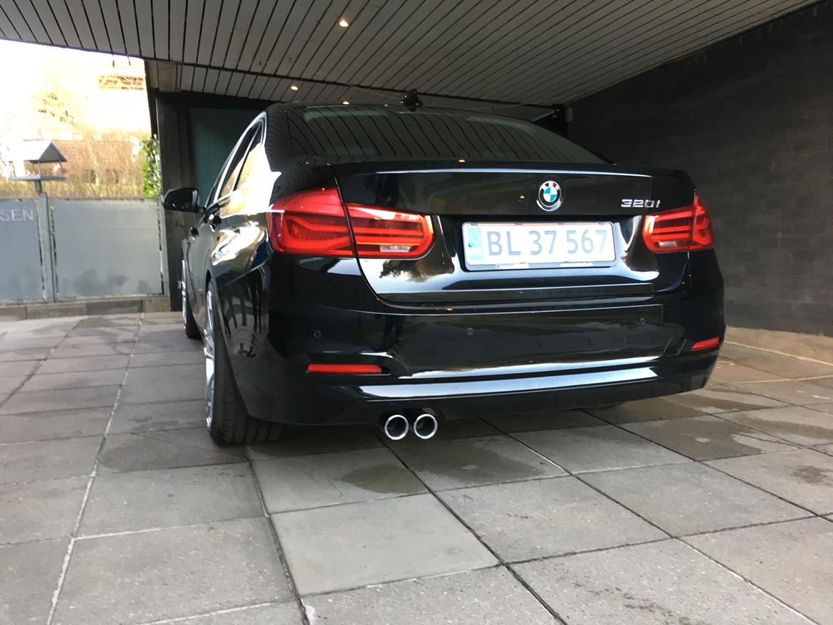 BMW F30 320i billede 14