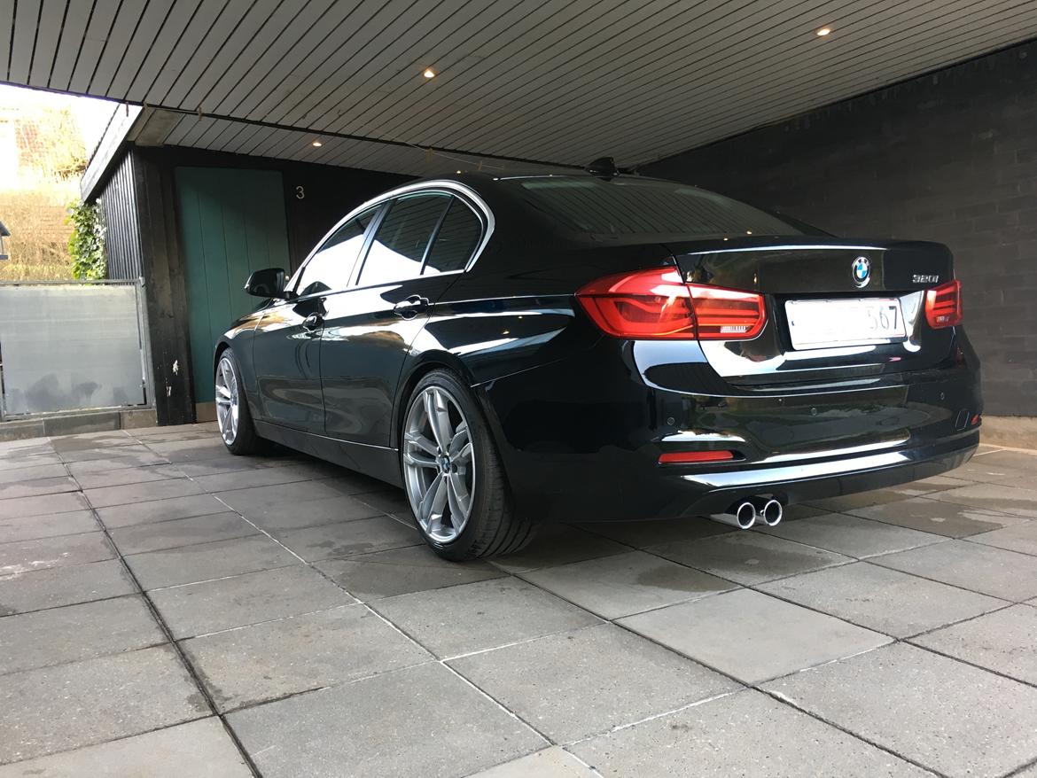 BMW F30 320i billede 15