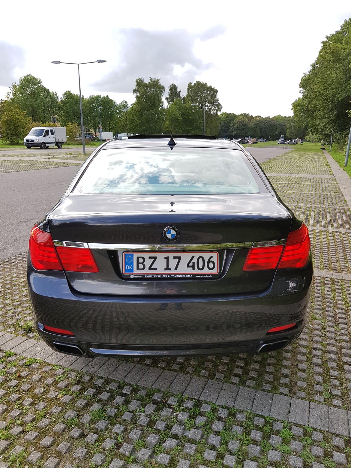 BMW 750i F01 FamilieSlæden billede 2