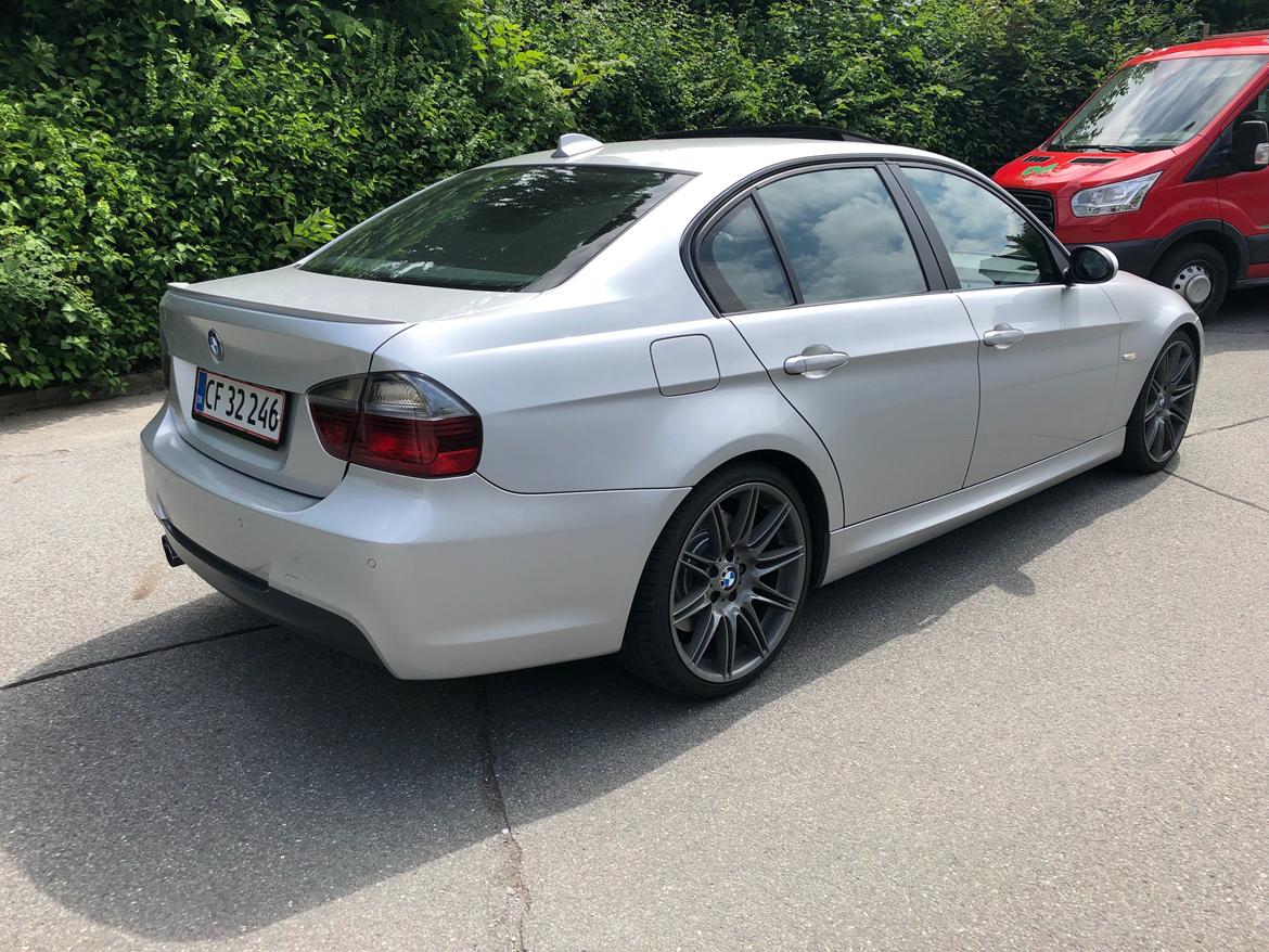 BMW E90 330i aut.  billede 6