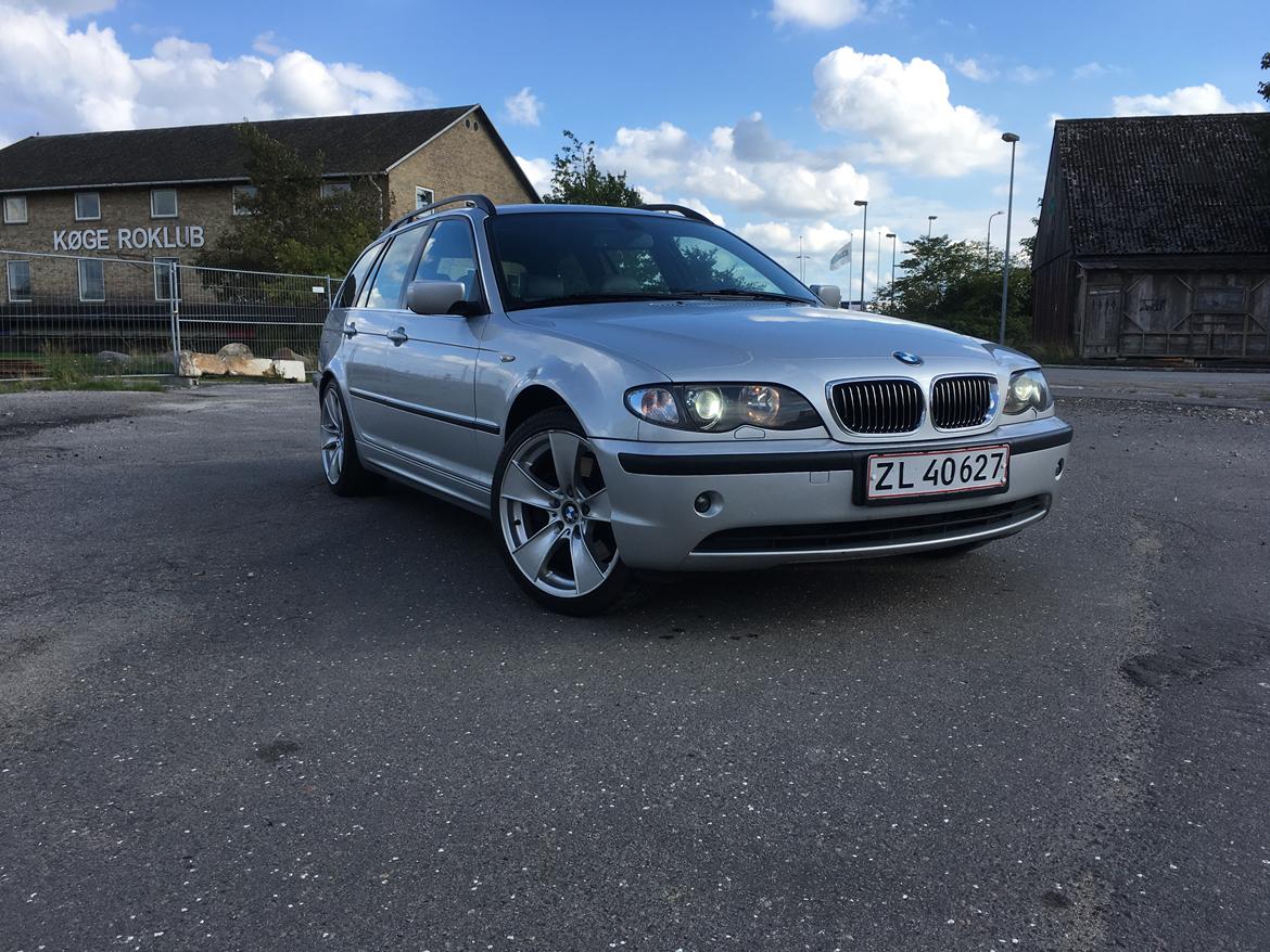 BMW E46 330D Touring billede 1