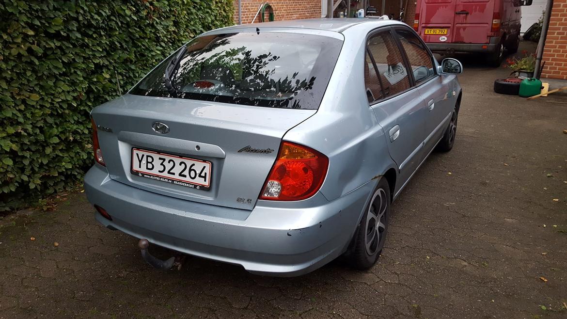 Hyundai Accent   billede 3