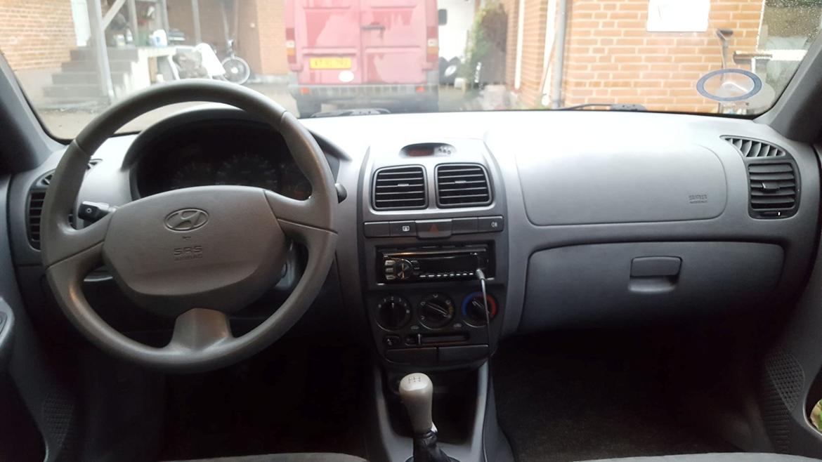 Hyundai Accent   billede 5