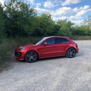 Porsche Macan Turbo