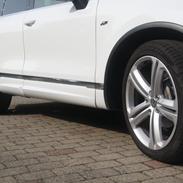 VW Touareg 3.0 V6 TDI R-Line