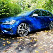 VW Golf VII R Variant