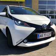 Toyota Aygo X-wave Sky