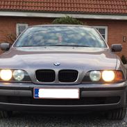 BMW E39 520i