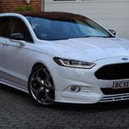 Ford Mondeo "White Pearl" *solgt*