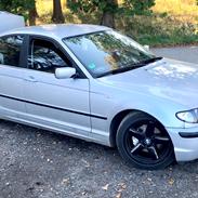 BMW 320 i række 6'er